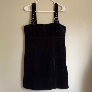 Forever 21 Black suspender jumpsuit size L